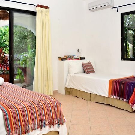 Hotel Club Yebo Playa del Carmen Bagian luar foto