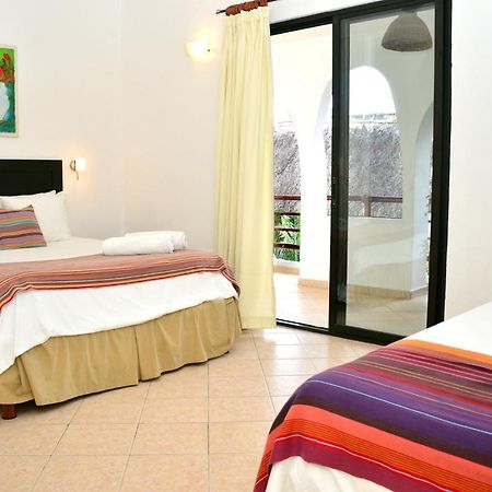 Hotel Club Yebo Playa del Carmen Bagian luar foto