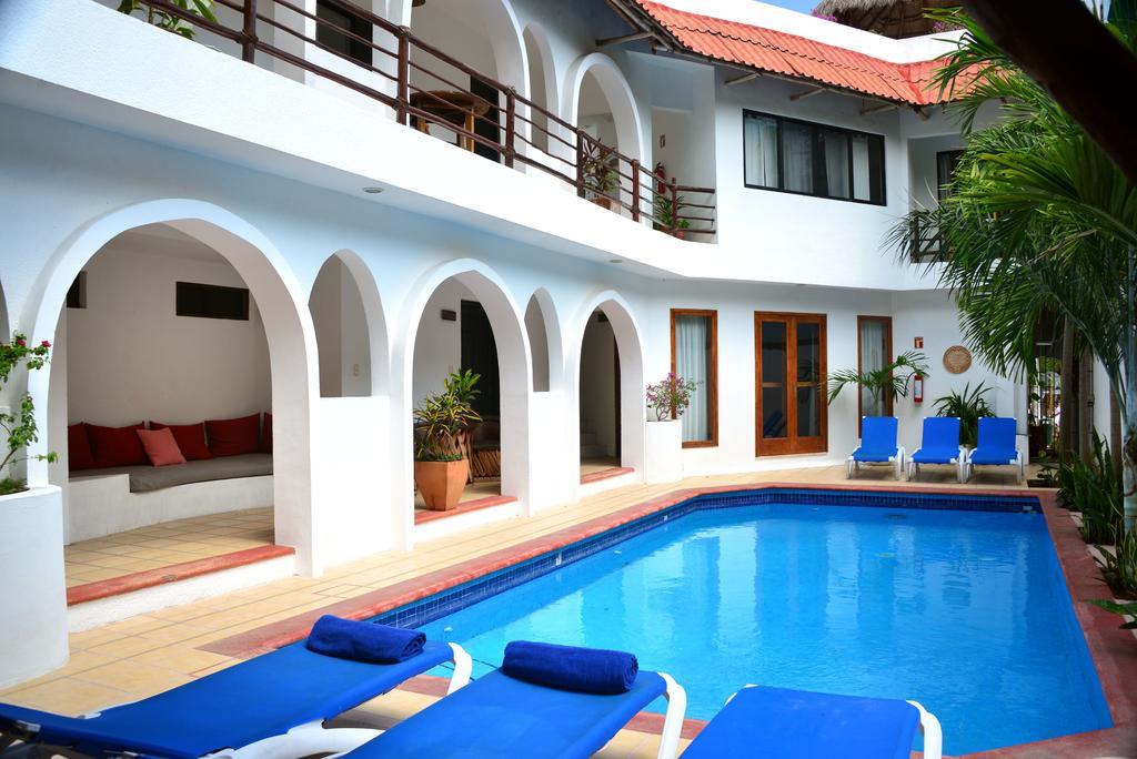 Hotel Club Yebo Playa del Carmen Bagian luar foto