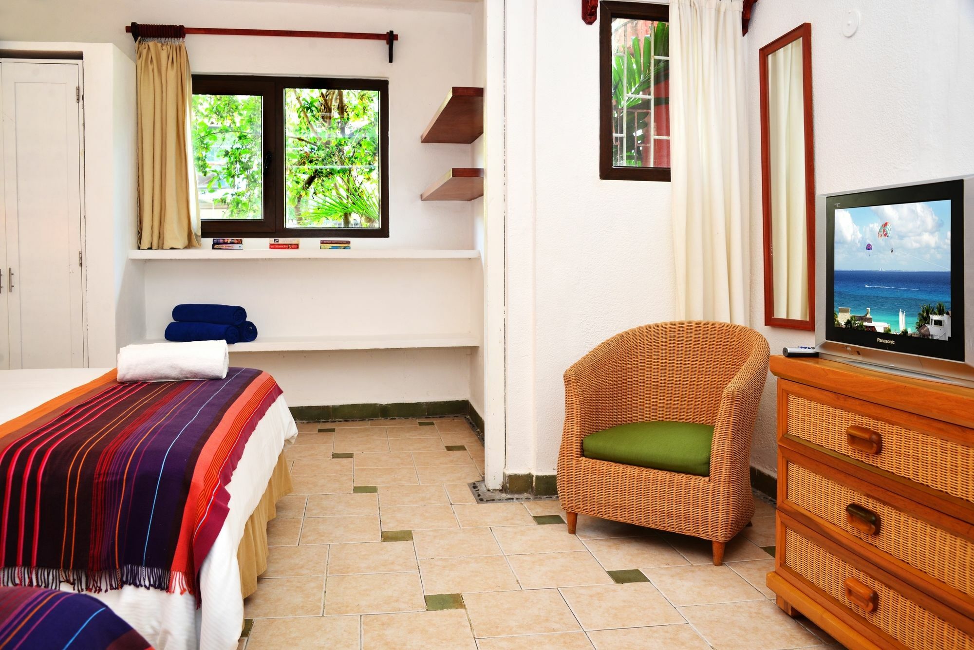 Hotel Club Yebo Playa del Carmen Bagian luar foto