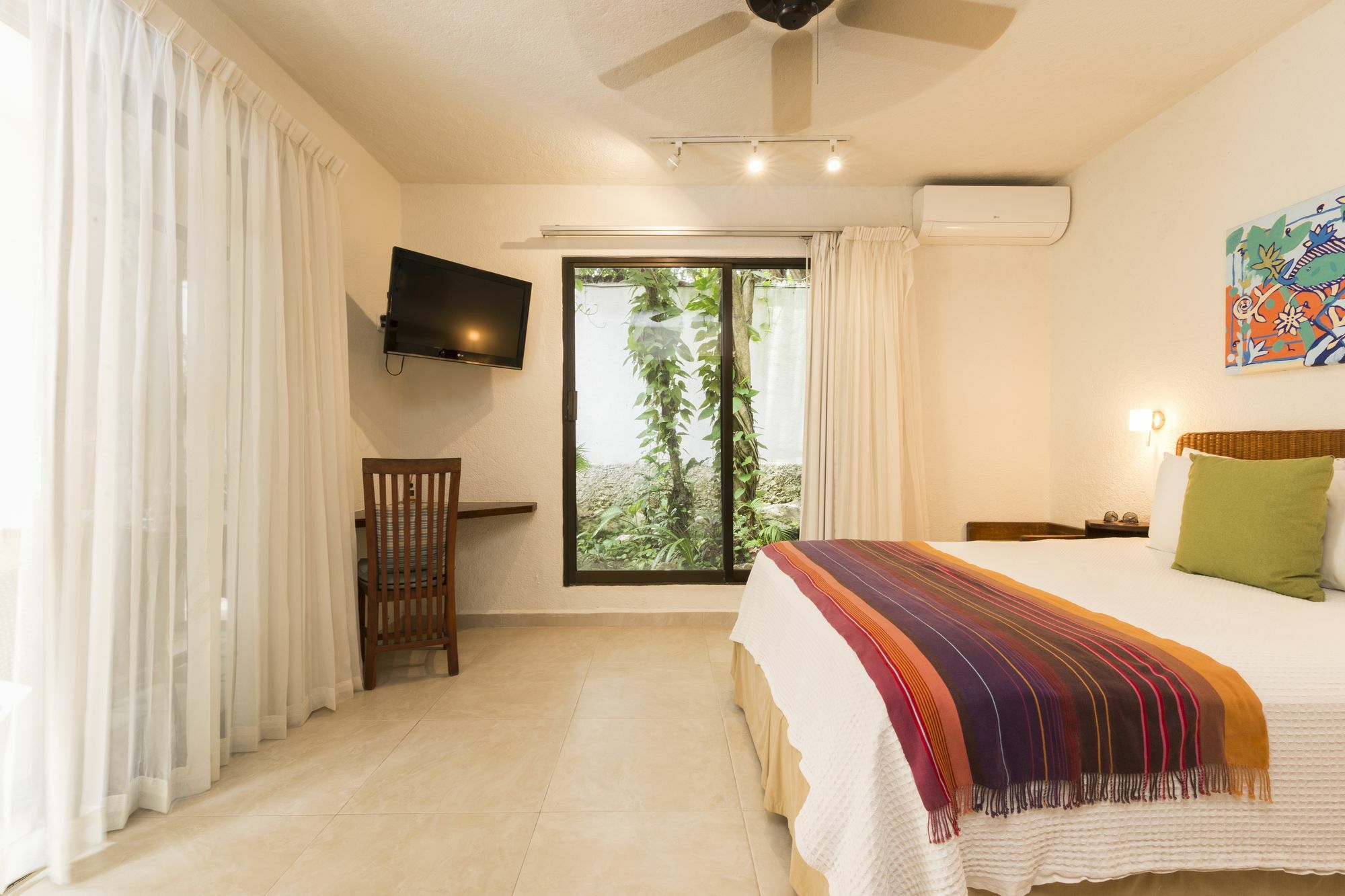 Hotel Club Yebo Playa del Carmen Bagian luar foto