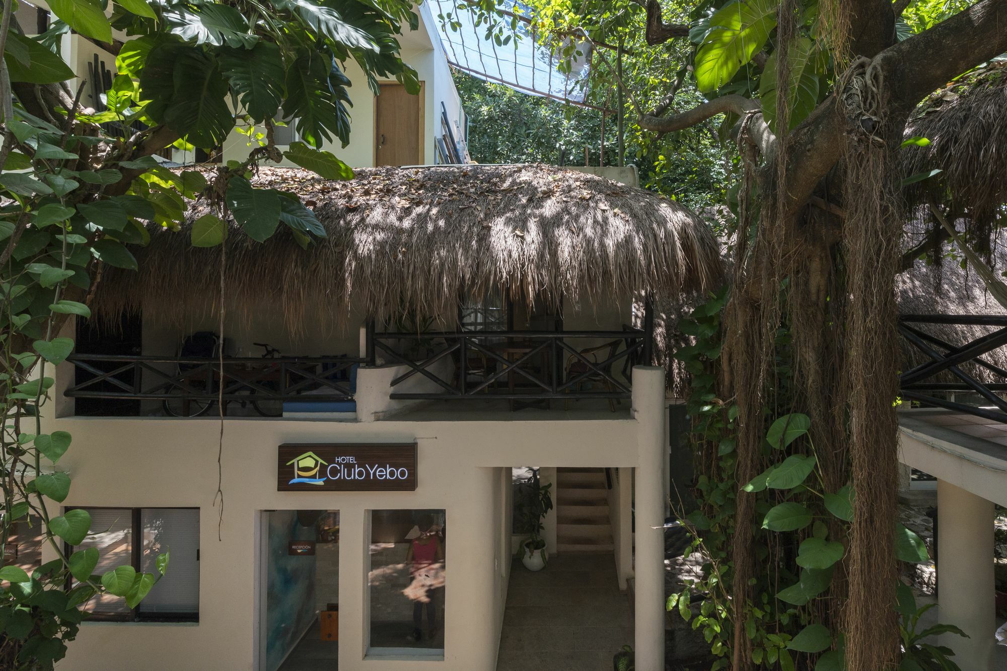 Hotel Club Yebo Playa del Carmen Bagian luar foto